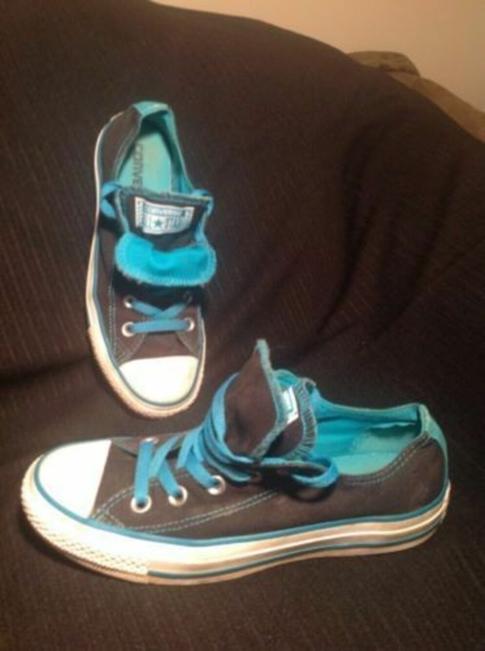 CONVERSE ALL STAR BLACK W BLUE DOUBLE TONGUE Low Top Canvas Sneakers Women's 6M